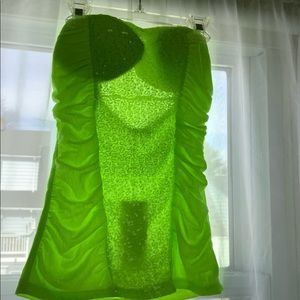 M & V NWT Sequins Sleeveless Padding NeonTop